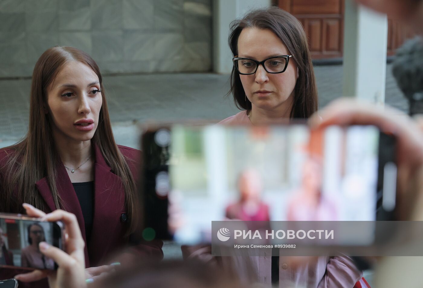 Заседание суда по делу редактора URA.RU Д. Аллаярова