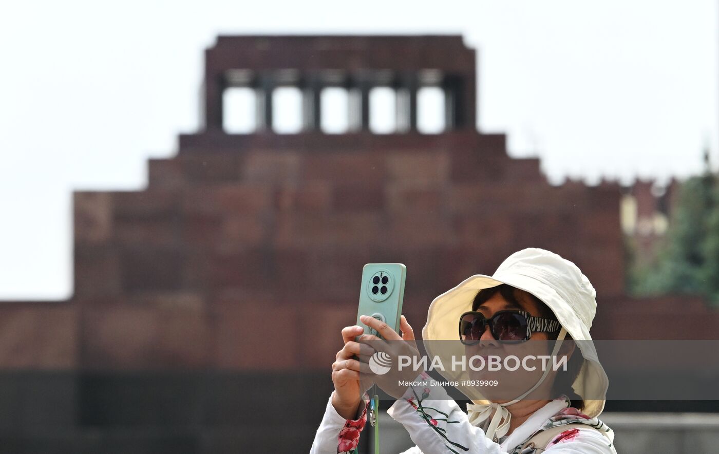 Мавзолей В. И. Ленина на Красной площади в Москве