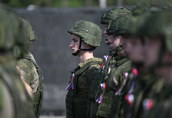 Награждение военных связистов группировки войск "Центр"