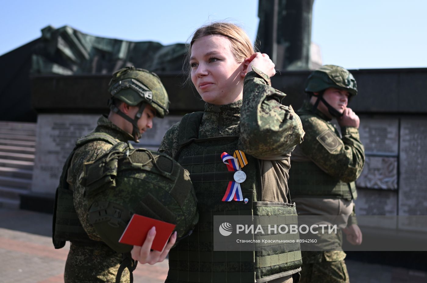 Награждение военных связистов группировки войск "Центр"
