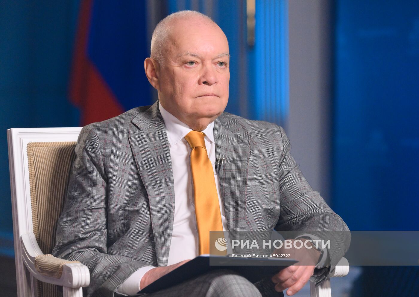 Интервью первого зампреда правительства РФ Д. Мантурова гендиректору медиагруппы "Россия сегодня" Д. Киселеву