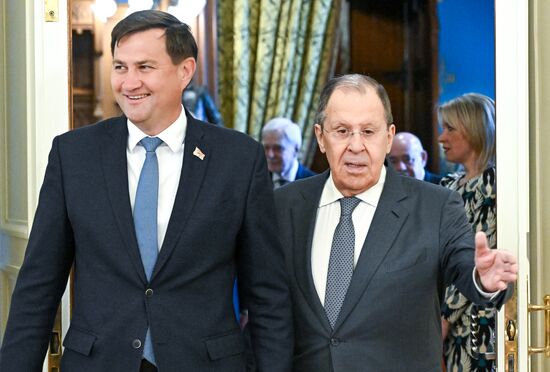 Встреча глав МИД РФ С. Лаврова и МИД Белоруссии М. Рыженкова