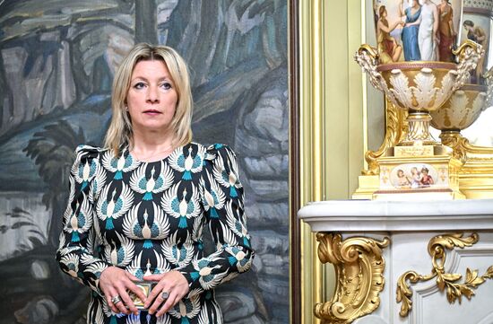 Встреча глав МИД РФ С. Лаврова и МИД Белоруссии М. Рыженкова