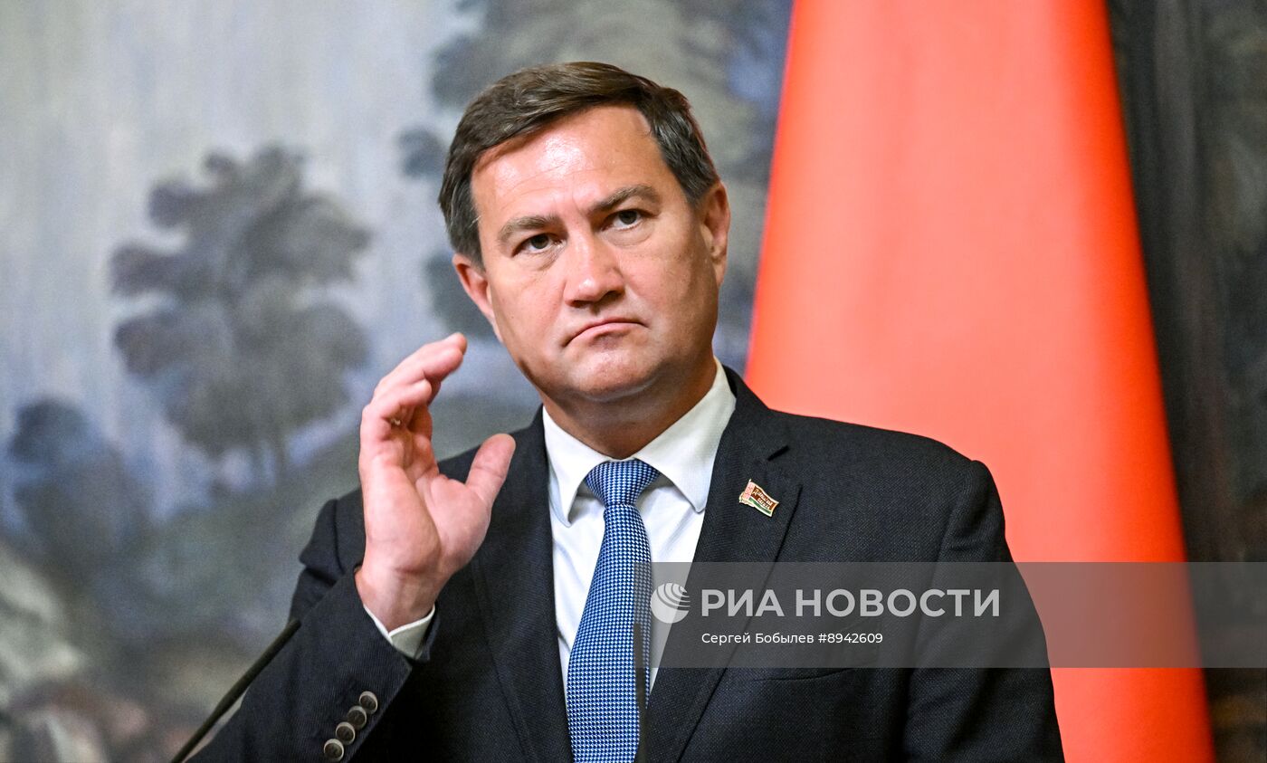 Встреча глав МИД РФ С. Лаврова и МИД Белоруссии М. Рыженкова