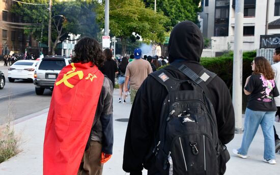 Акция протеста в Лос-Анджелесе