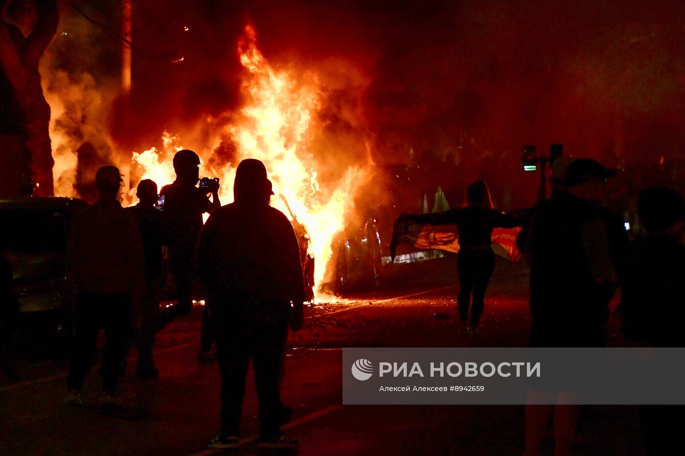 Акция протеста в Лос-Анджелесе