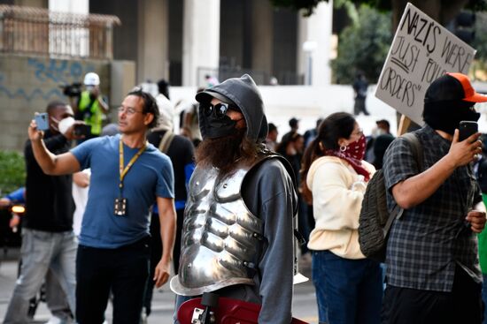 Акция протеста в Лос-Анджелесе