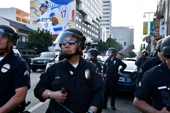 Акция протеста в Лос-Анджелесе