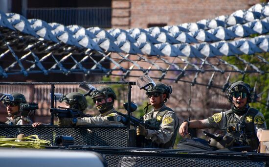 Акция протеста в Лос-Анджелесе
