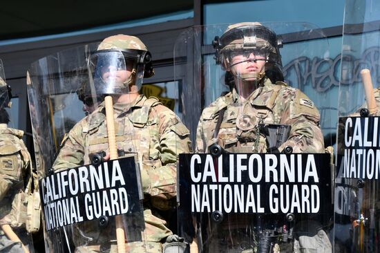 Акция протеста в Лос-Анджелесе