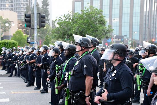 Акция протеста в Лос-Анджелесе