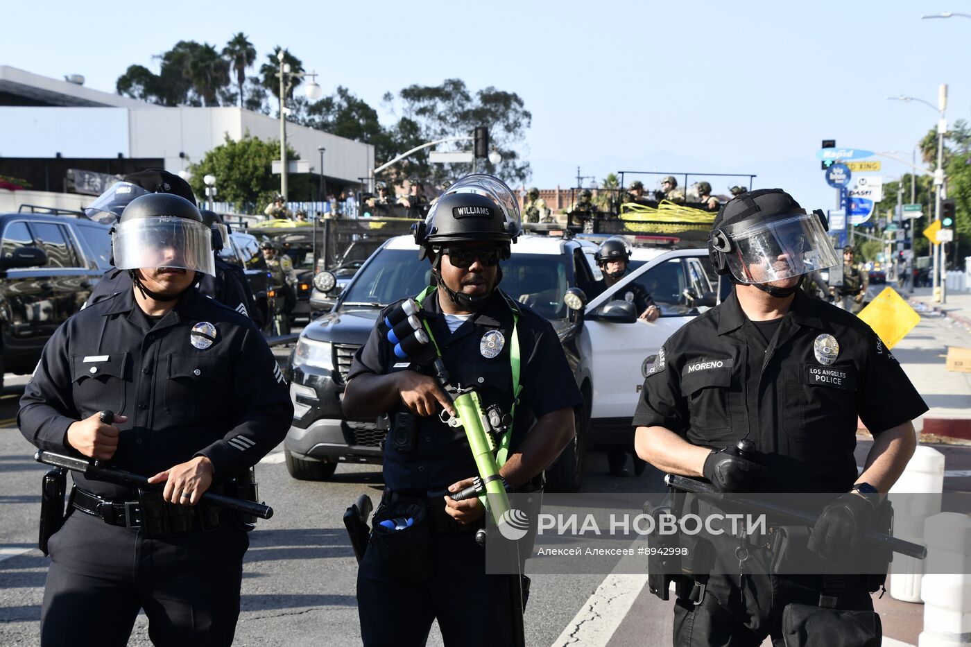 Акция протеста в Лос-Анджелесе