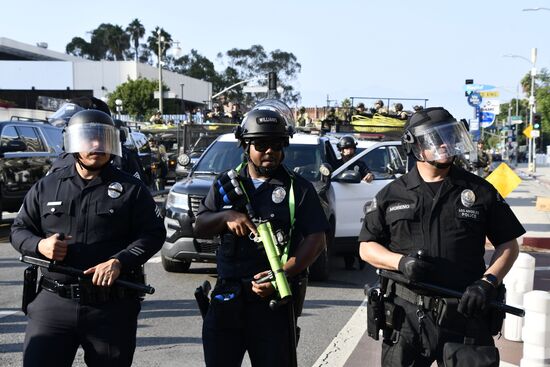 Акция протеста в Лос-Анджелесе