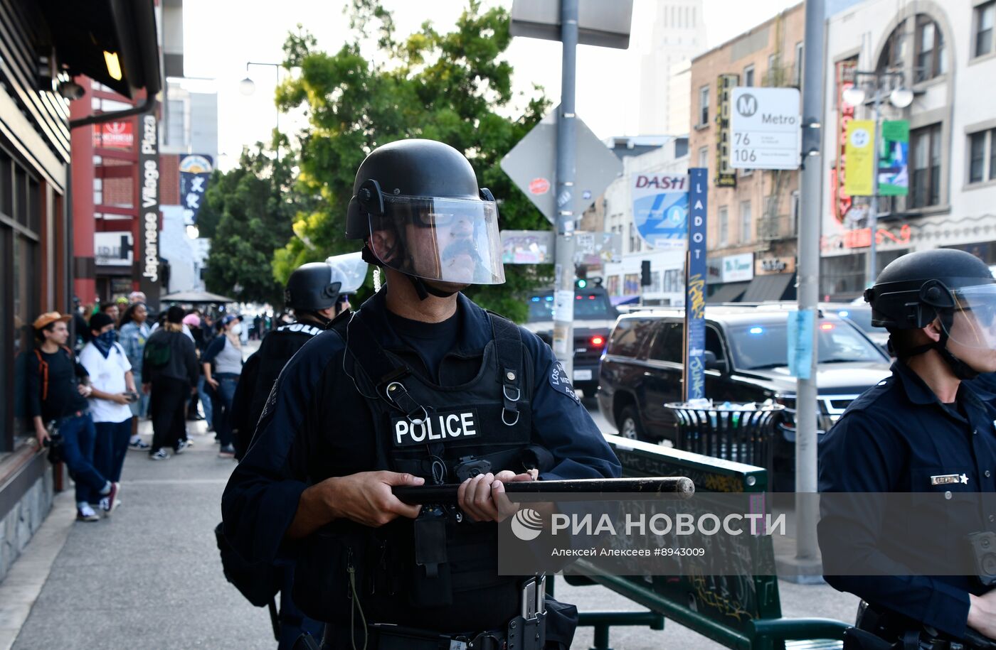 Акция протеста в Лос-Анджелесе
