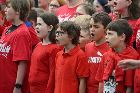 Флешмоб, приуроченный ко Дню России