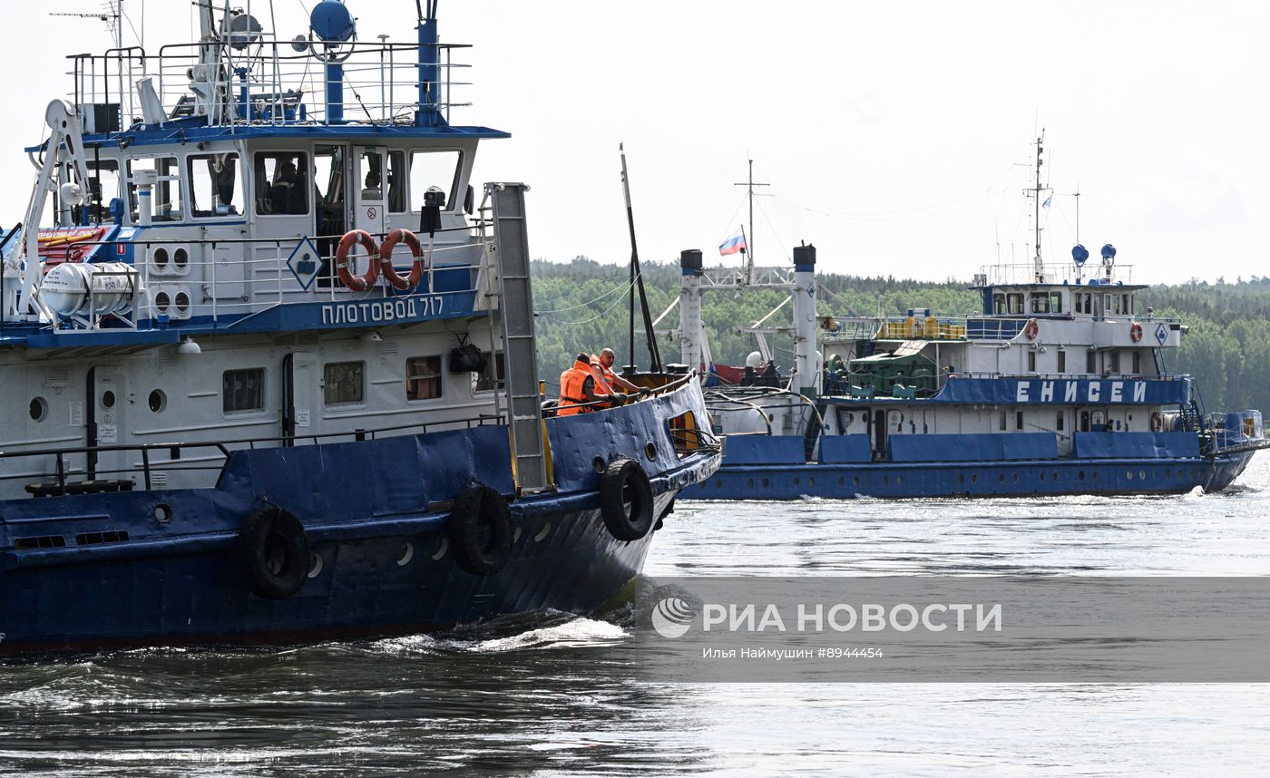 Работа Енисейского речного пароходства