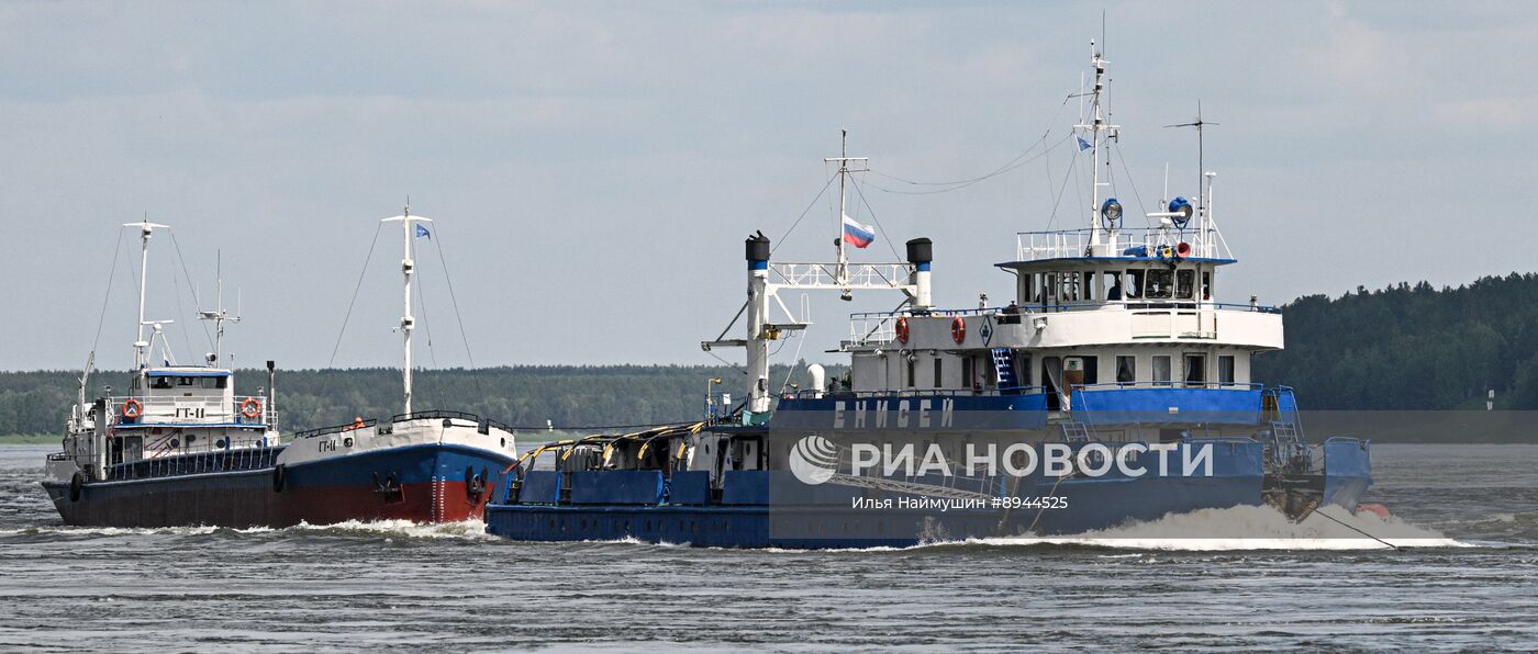 Работа Енисейского речного пароходства