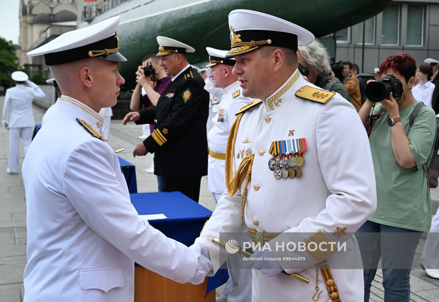 Выпускной в Тихоокеанском высшем военно-морском училище