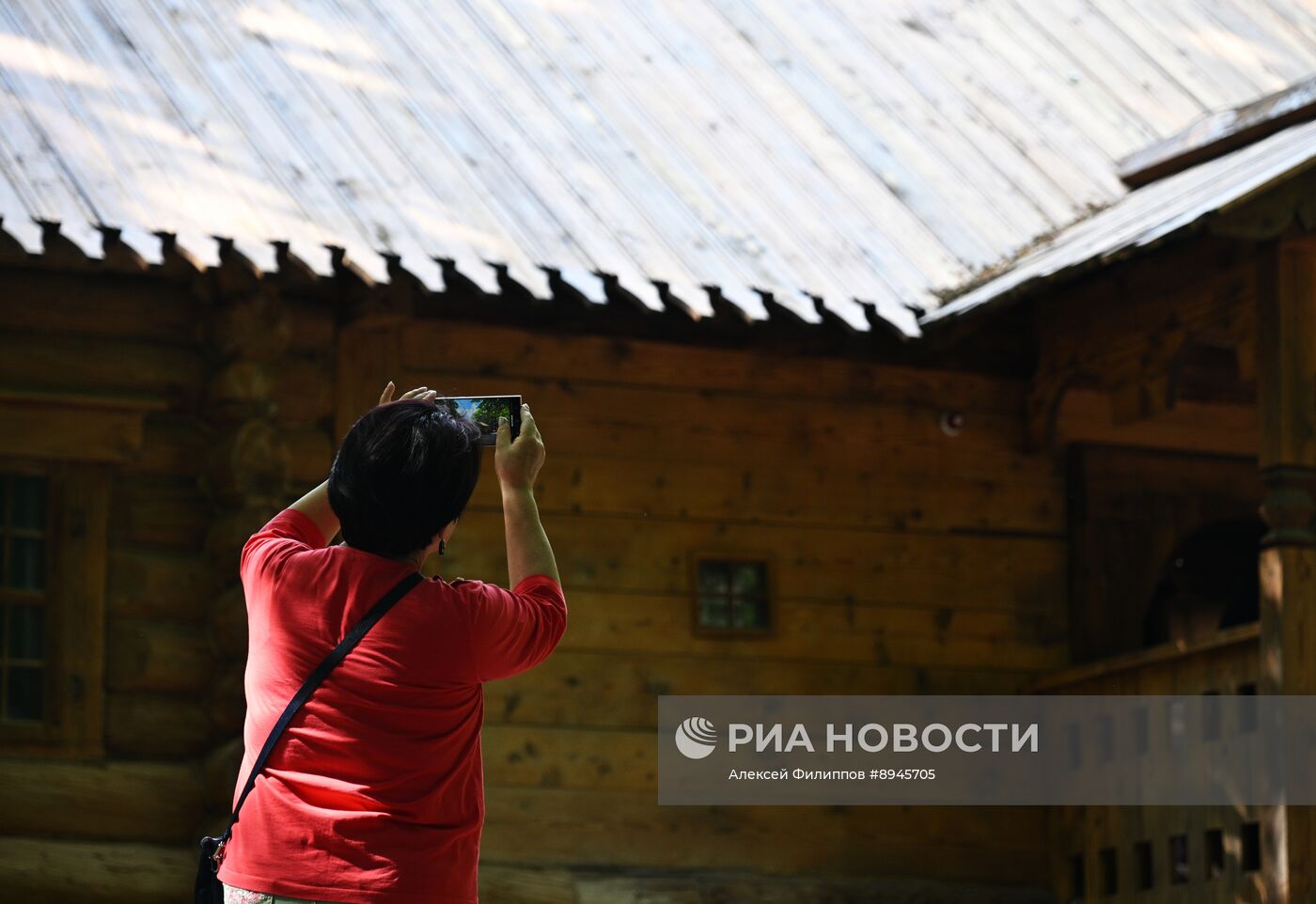 Открытие после реставрации Домика Петра I в музее-заповеднике "Коломенское"