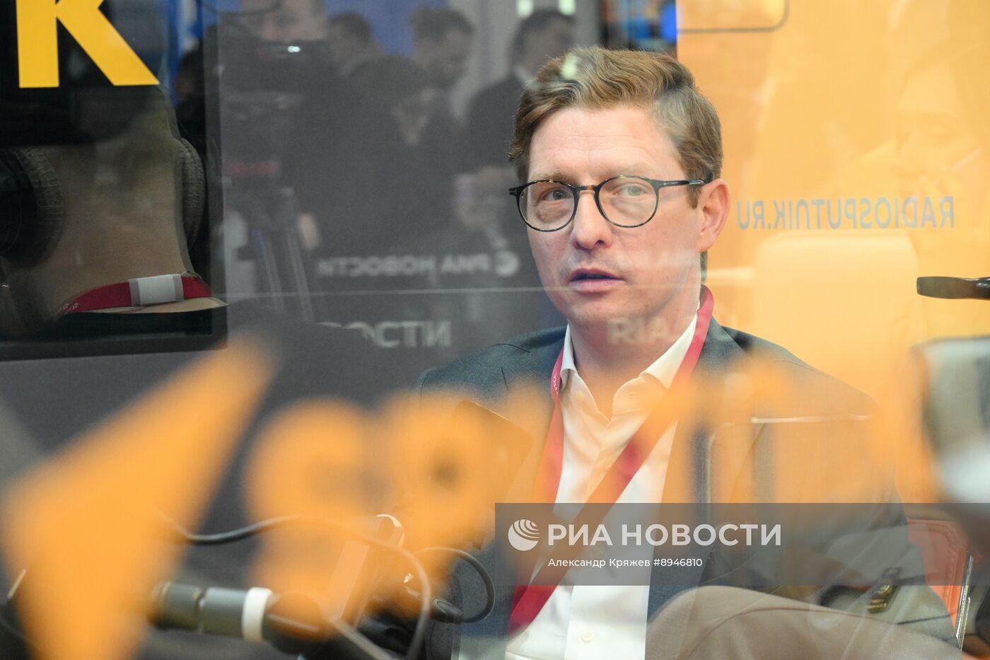 ПМЭФ-2025. Стенд РИА Новости и студия радио Sputnik