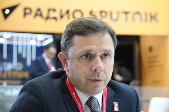 ПМЭФ-2025. Стенд РИА Новости и студия радио Sputnik