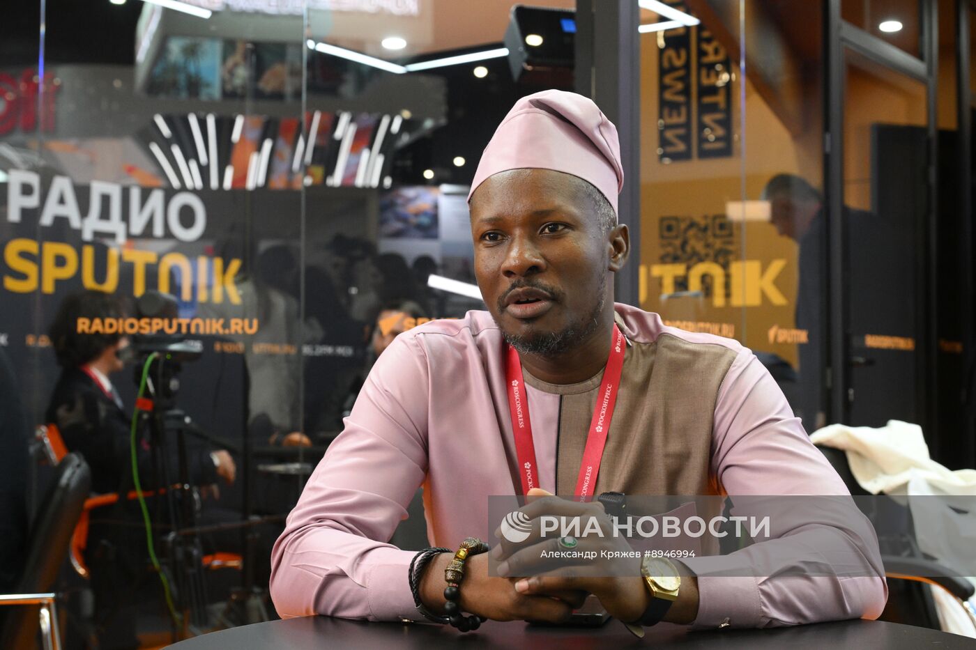 ПМЭФ-2025. Стенд РИА Новости и студия радио Sputnik