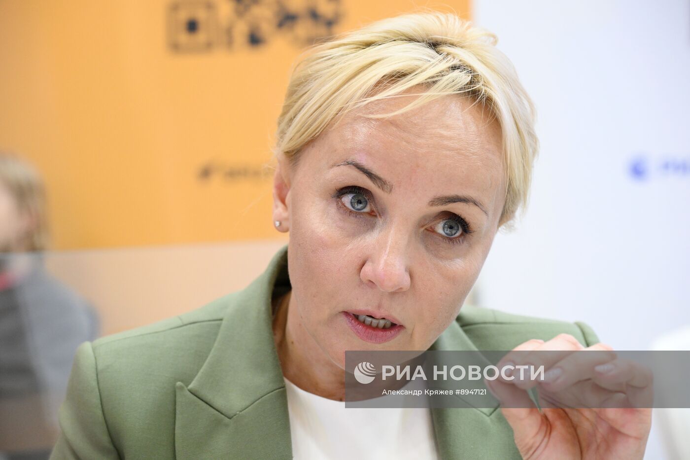 ПМЭФ-2025. Стенд РИА Новости и студия радио Sputnik