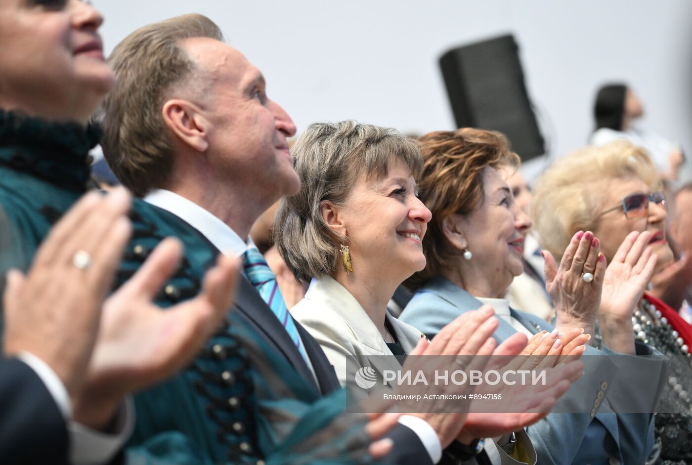 ПМЭФ-2025. Торжественная церемония открытия выставки и гала-показ "На крыльях"