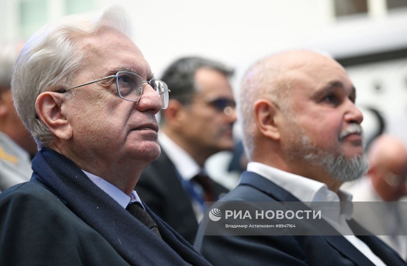 ПМЭФ-2025. Торжественная церемония открытия выставки и гала-показ "На крыльях"