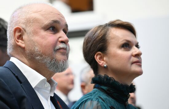 ПМЭФ-2025. Торжественная церемония открытия выставки и гала-показ "На крыльях"