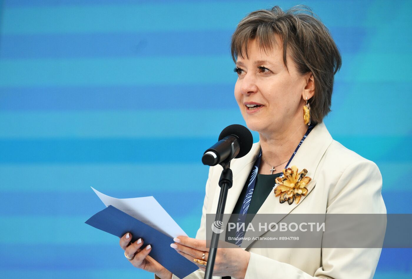 ПМЭФ-2025. Торжественная церемония открытия выставки и гала-показ "На крыльях"