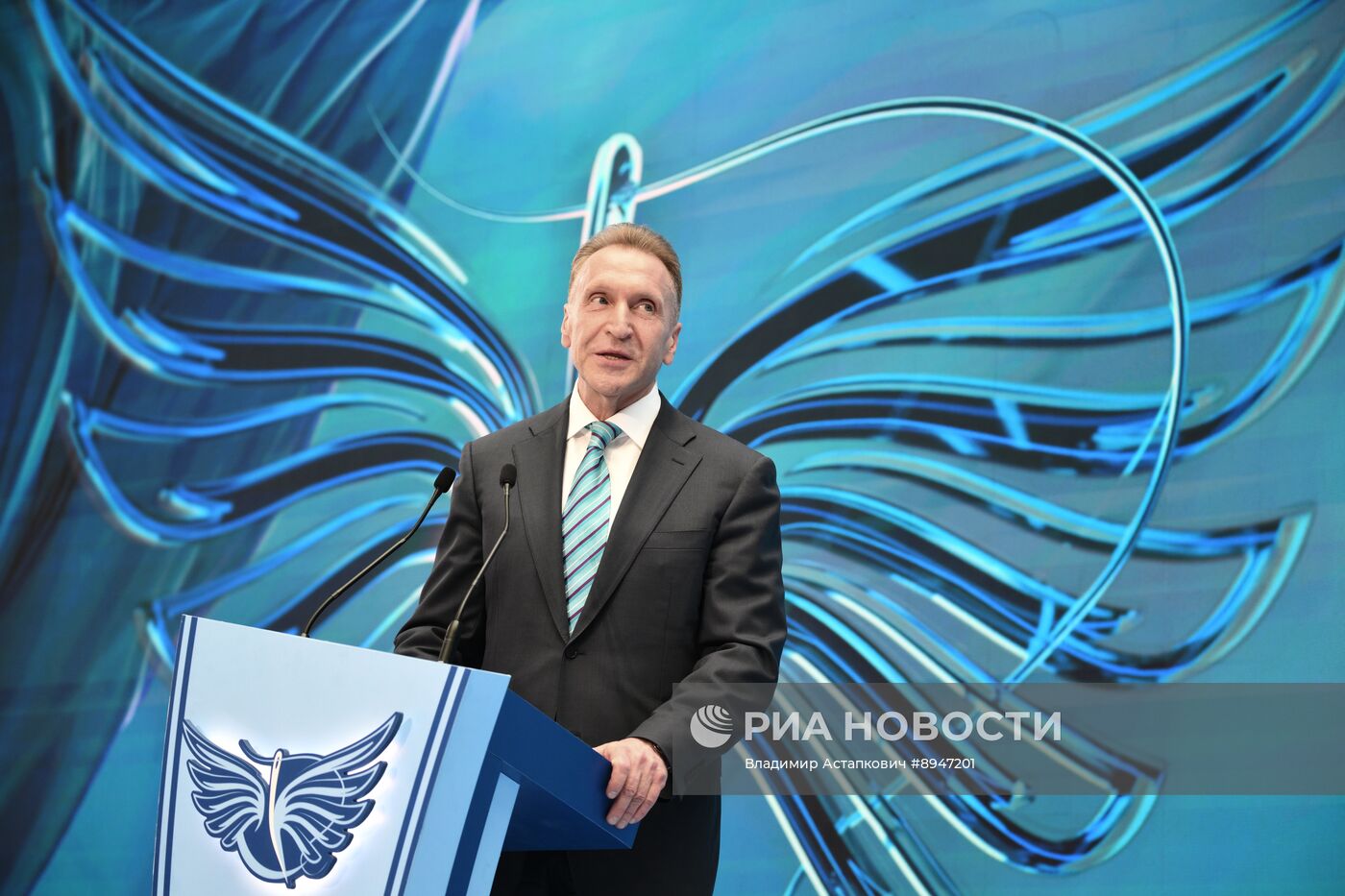 ПМЭФ-2025. Торжественная церемония открытия выставки и гала-показ "На крыльях"