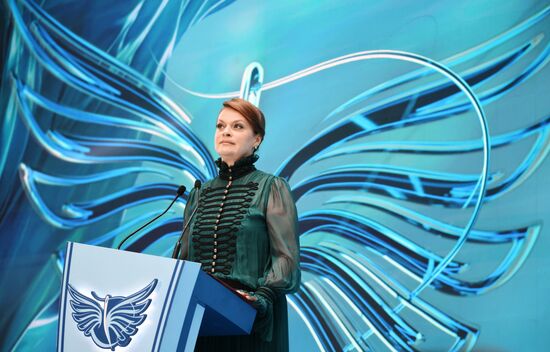 ПМЭФ-2025. Торжественная церемония открытия выставки и гала-показ "На крыльях"