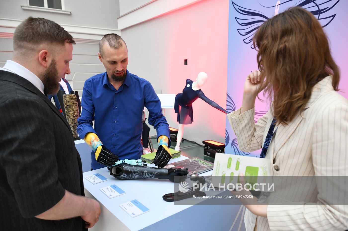 ПМЭФ-2025. Торжественная церемония открытия выставки и гала-показ "На крыльях"