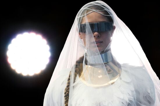 ПМЭФ-2025. Торжественная церемония открытия выставки и гала-показ "На крыльях"