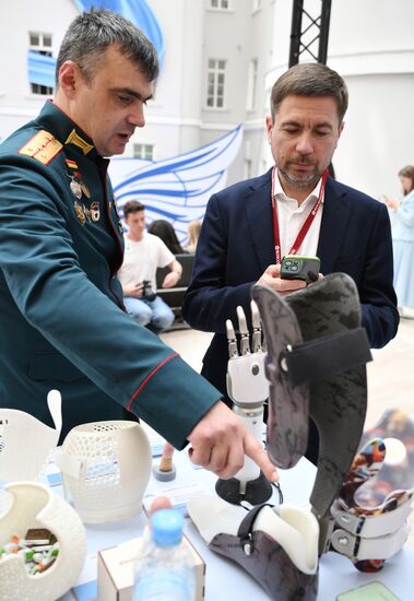 ПМЭФ-2025. Торжественная церемония открытия выставки и гала-показ "На крыльях"