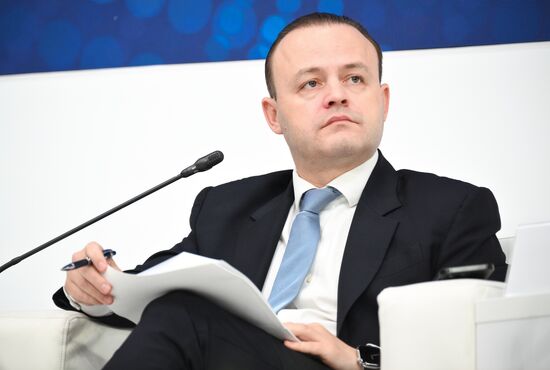 ПМЭФ-2025. Искусственный интеллект: от обсуждения к внедрению