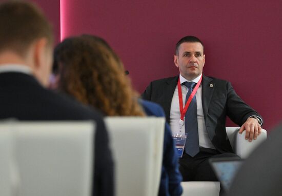 ПМЭФ-2025. Профессионалитет: экономические эффекты и национальные приоритеты