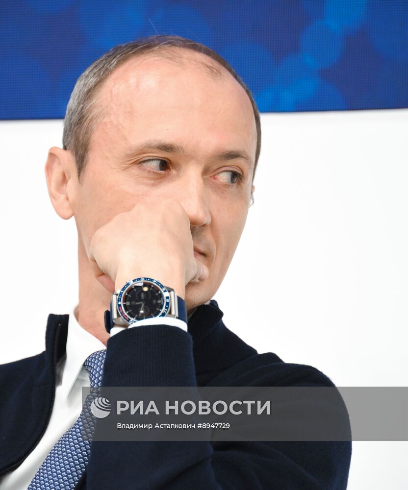 ПМЭФ-2025. Искусственный интеллект: от обсуждения к внедрению