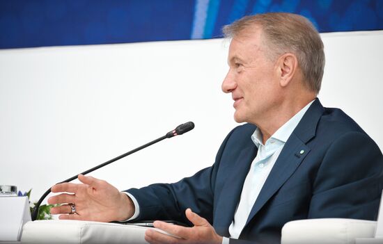 ПМЭФ-2025. Искусственный интеллект: от обсуждения к внедрению