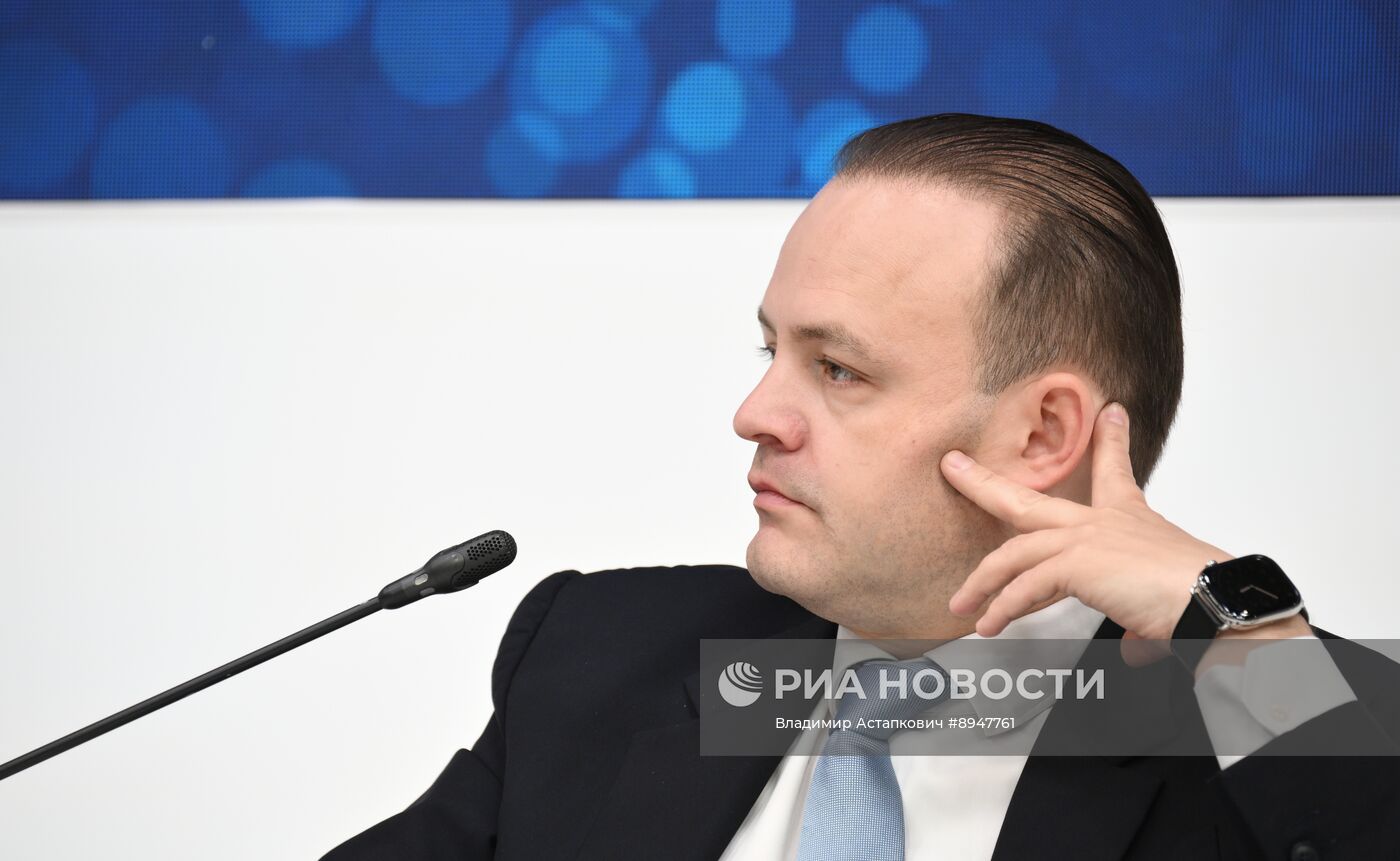 ПМЭФ-2025. Искусственный интеллект: от обсуждения к внедрению