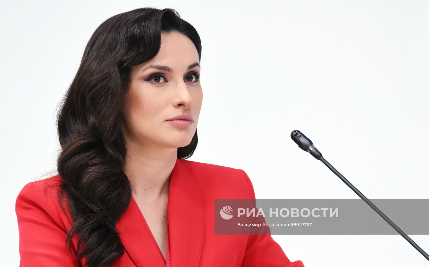 ПМЭФ-2025. Искусственный интеллект: от обсуждения к внедрению