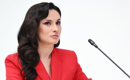 ПМЭФ-2025. Искусственный интеллект: от обсуждения к внедрению