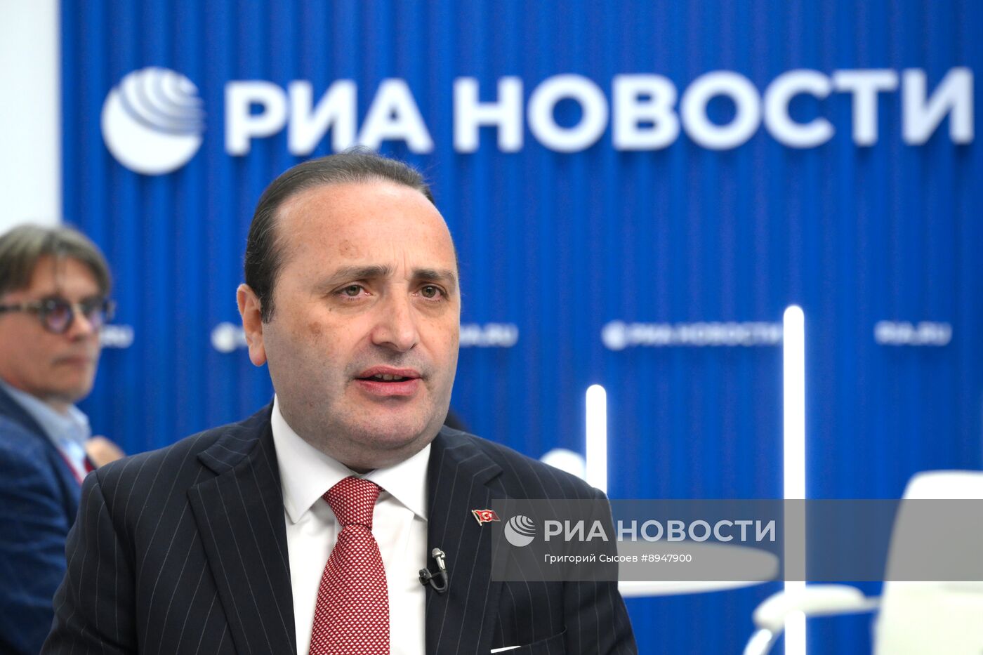 ПМЭФ-2025. Стенд РИА Новости и студия радио Sputnik