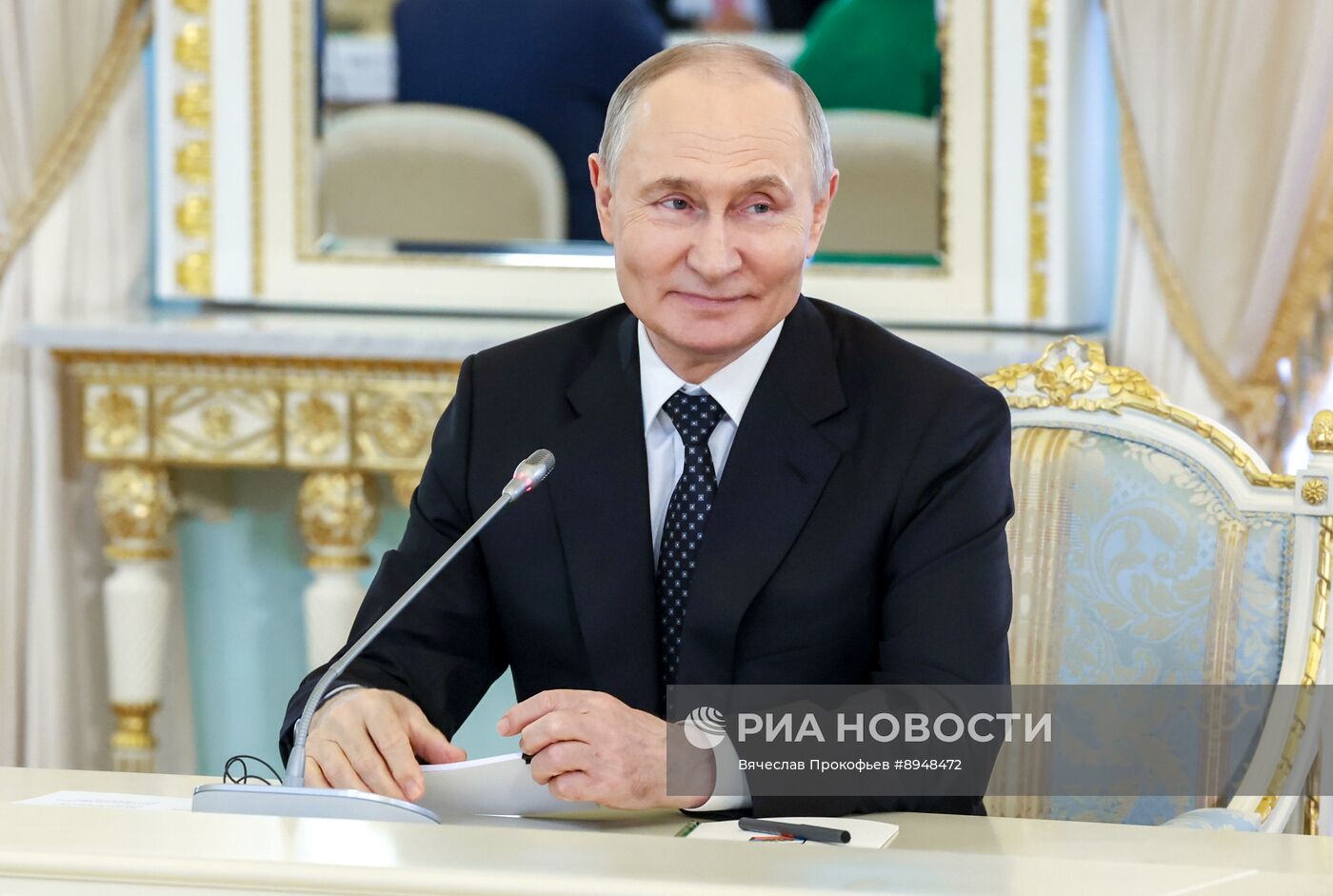 Президент Владимир Путин встретился с вице-президентом ЮАР Полом Машатиле