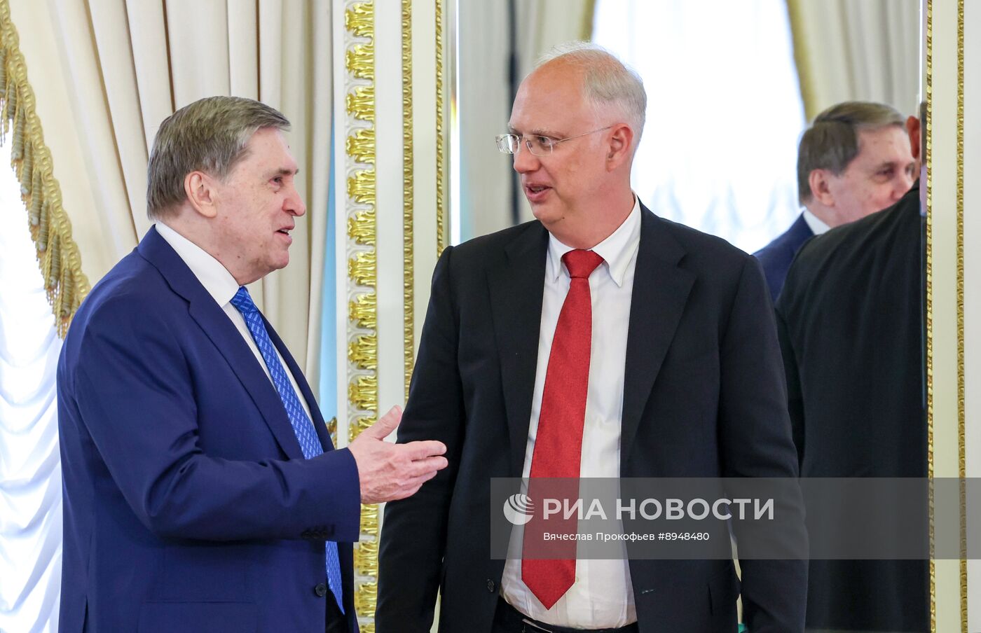 Президент Владимир Путин встретился с вице-президентом ЮАР Полом Машатиле