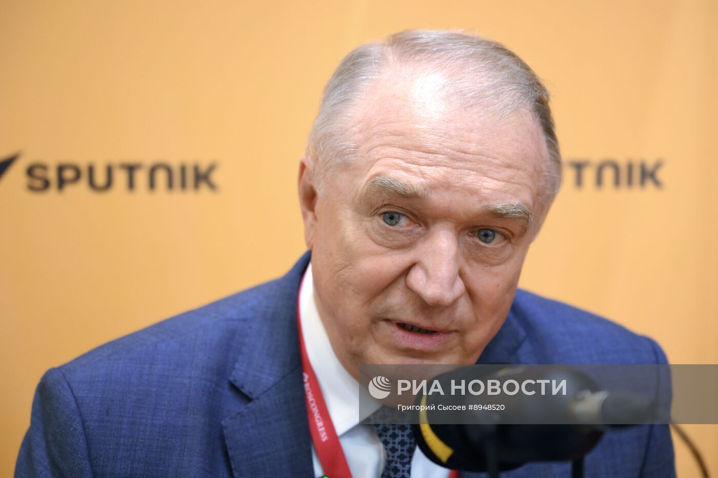 ПМЭФ-2025. Стенд РИА Новости и студия радио Sputnik