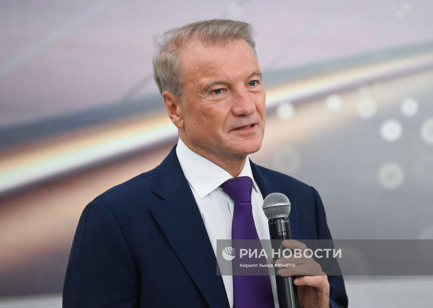 ПМЭФ-2025. Деловой завтрак Сбера "Ставки против роста: каким будет ближайший год?"