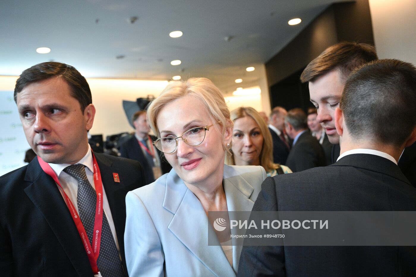 ПМЭФ-2025. Деловой завтрак Сбера "Ставки против роста: каким будет ближайший год?"