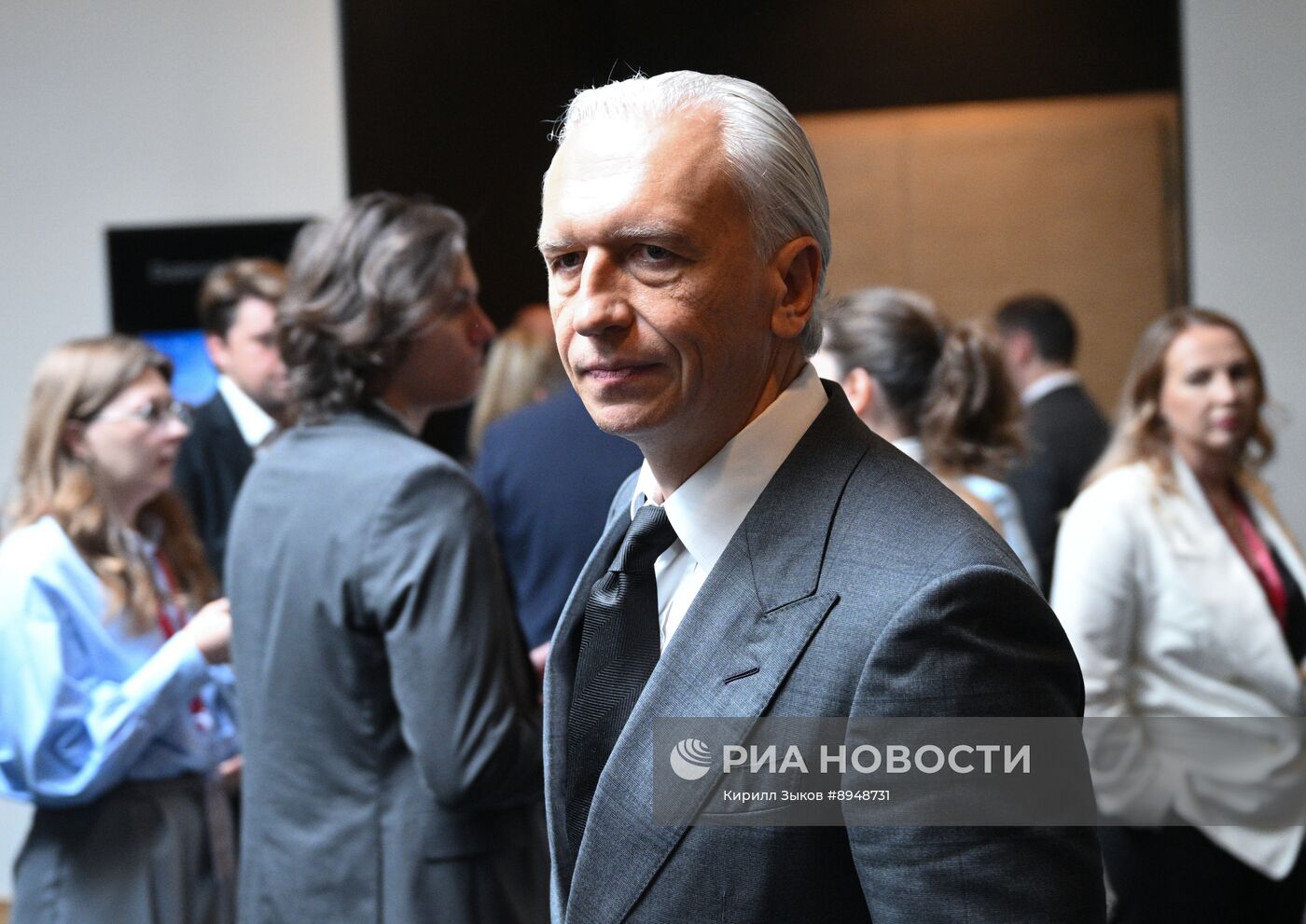 ПМЭФ-2025. Деловой завтрак Сбера "Ставки против роста: каким будет ближайший год?"